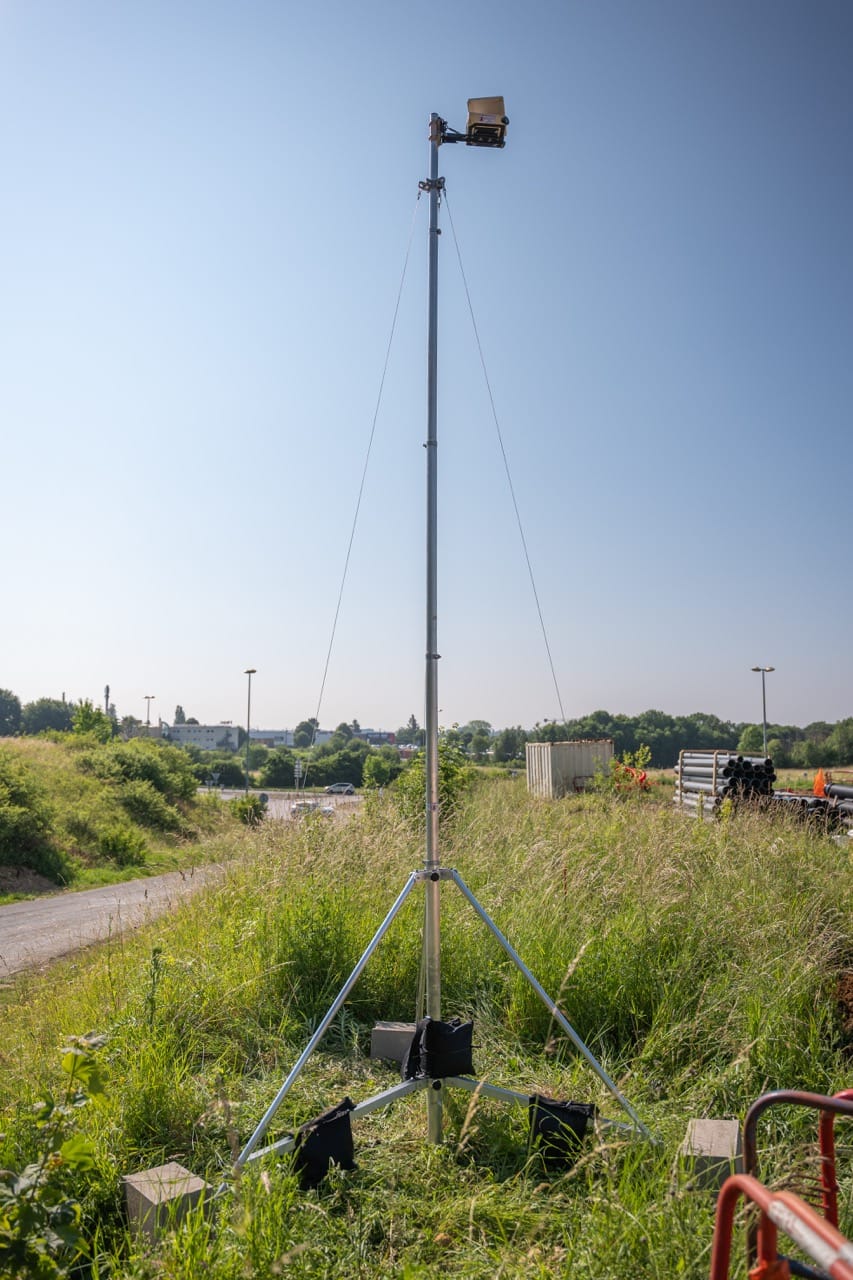 INSTALL TREPIED+MAT 2